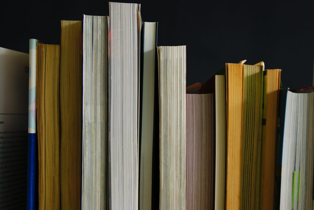 Fotografia apresentando a Interpretação de formas e ritmos no projeto Anexo da Biblioteca Nacional, localizado em Rio de Janeiro, Brasil.