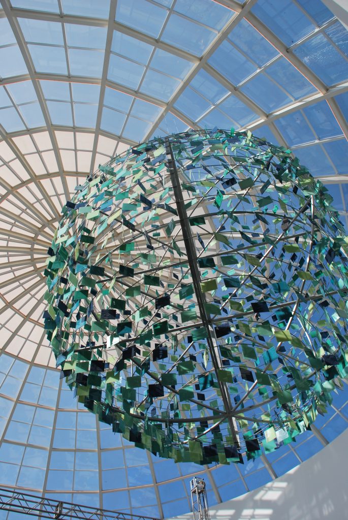 Fotografia apresentando o conceito de Elemento de design no projeto Praça Uberaba Shopping Center, localizado em Minas Gerais, Brasil.