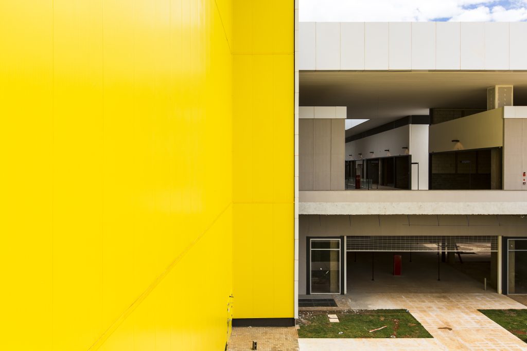 Fotografia apresentando o conceito de Execução da obra, perspetiva no projeto Praça Uberlândia Shopping Center, localizado em Minas Gerais, Brasil.